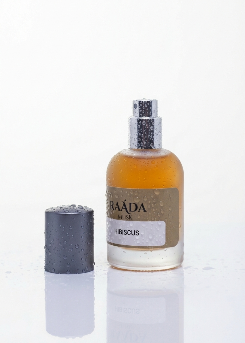 Hibiscus Raada Musk
Top Notes: Spearmint, Cinnamon, Cassis (Blackcurrant)Heart Notes: Damask Rose, Hibiscus, LeatherBase Notes: Vanilla, Ambrette Musk